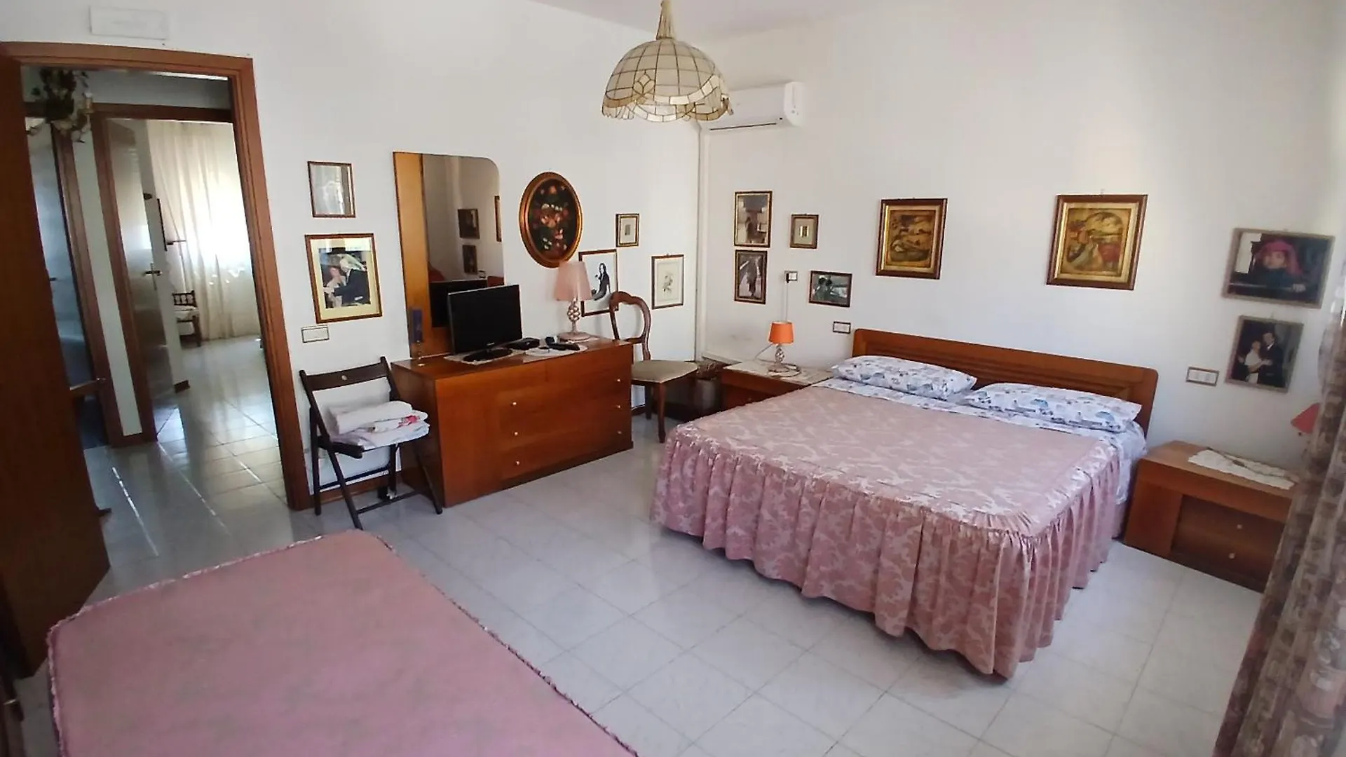 Bed & Breakfast Il Melograno B&B Aulla Italia