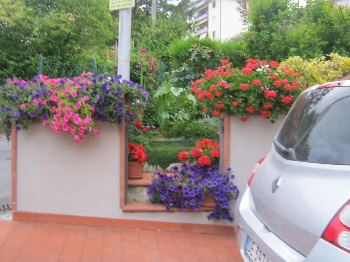 Il Melograno B&B Aulla Bed & Breakfast